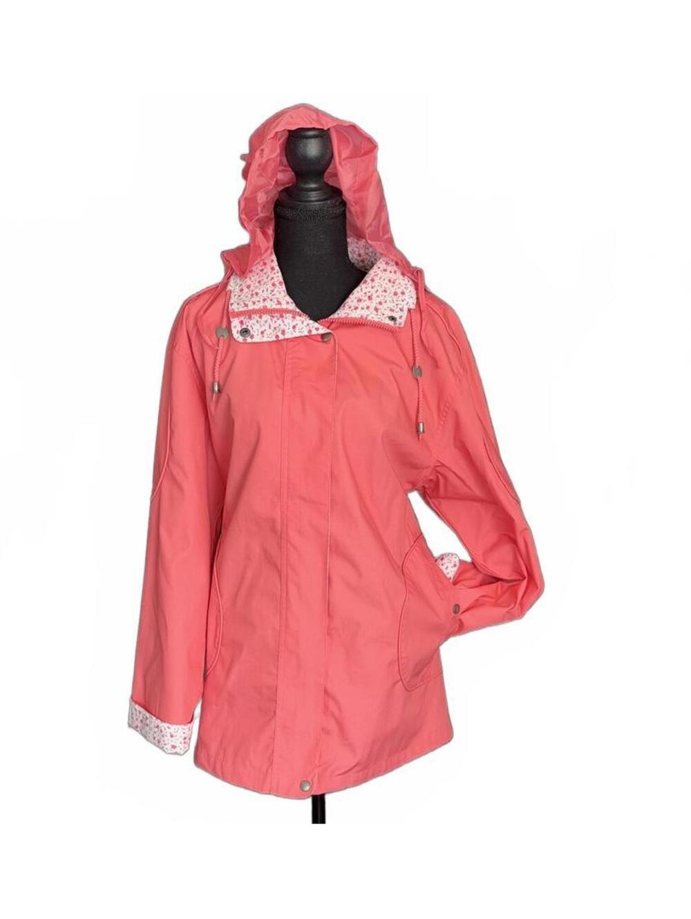 Woman's Vintage -Blair-Raincoat, Size M